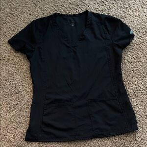 Med Couture Black V-Neck Short Sleeve Top